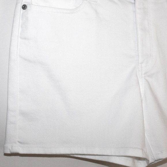 Talbots Relaxed Girlfriend Denim Short - Picture 8 of 15